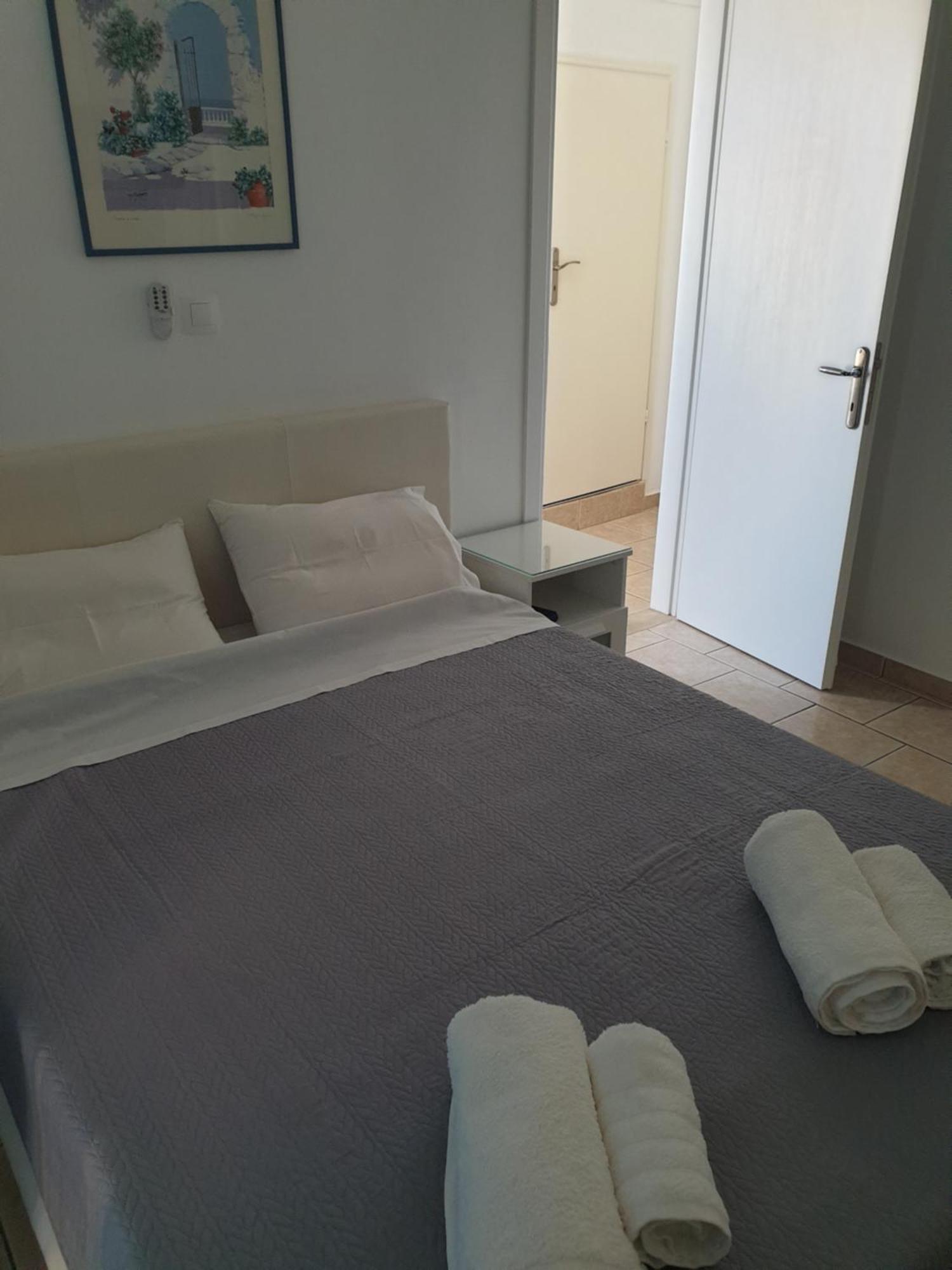 Apartmán Errika Ermupoli Pokoj fotografie